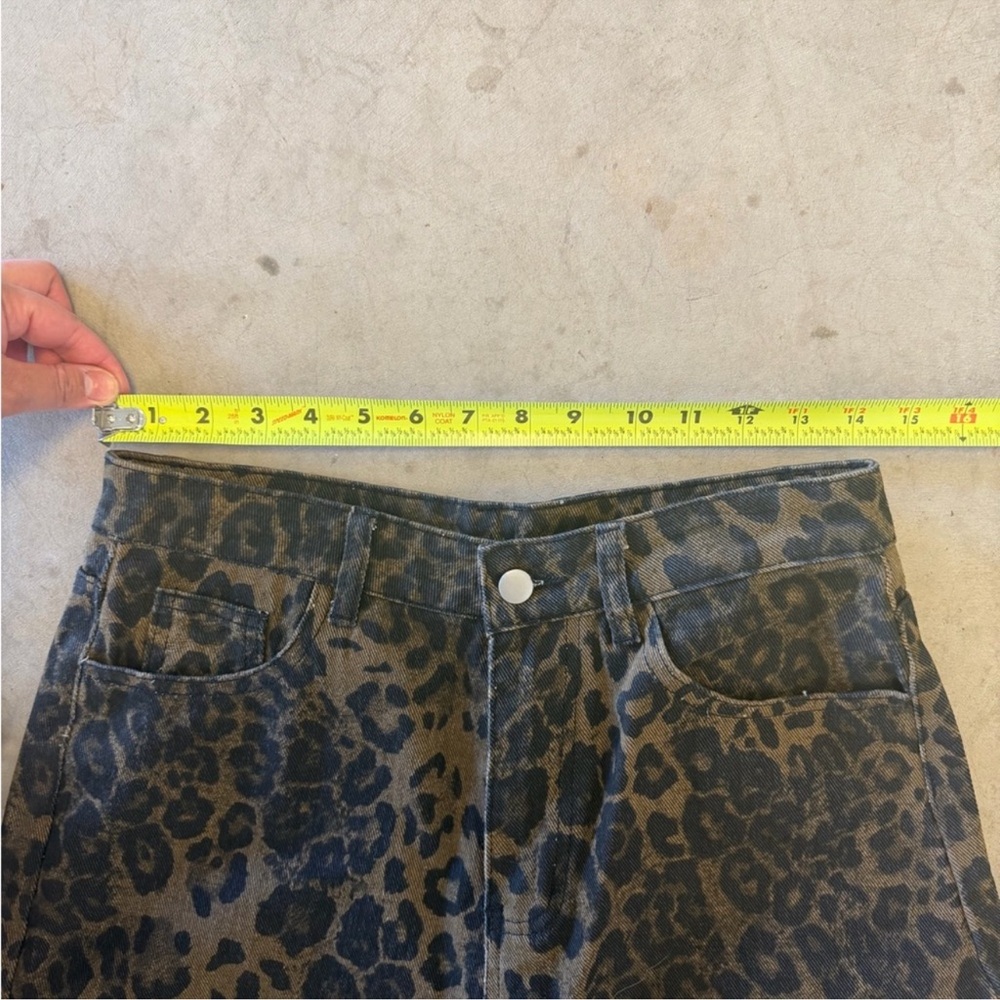 Leopard Patterned Cargo Trousers NWT - Picture 5 of 6